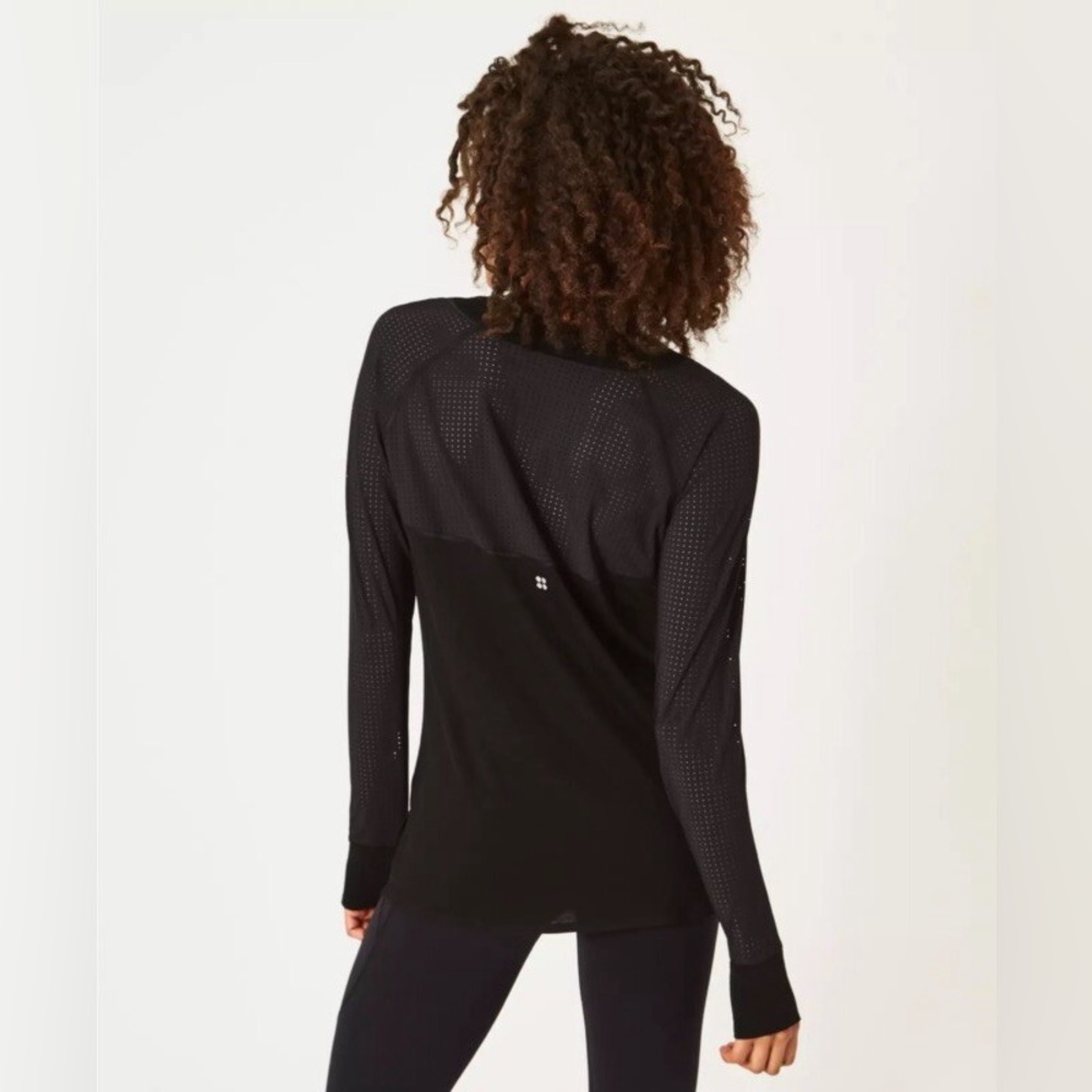 Sweaty Betty Breeze Merino Perforated Long Sleeve Running Tee - Black. WM. - Picture 2 of 14